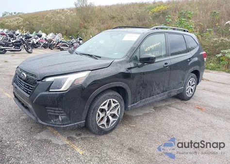2022 Subaru Forester Premium z USA, uszkodzony, nr VIN JF2SKADC8NH487424